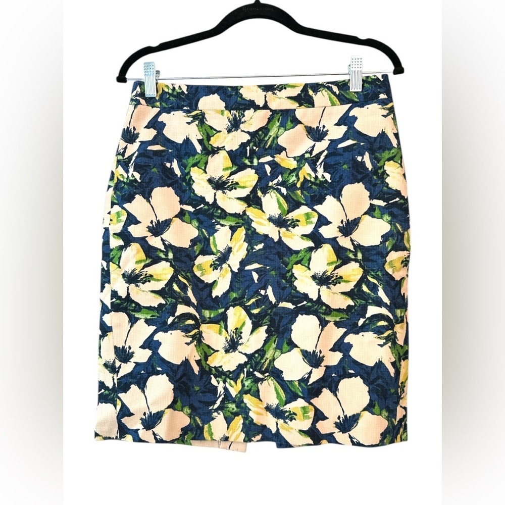 J. Crew Floral Print Women's Skirt - The Pencil Skirt - Picture 1 of 4